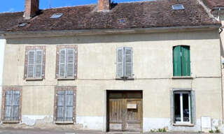 Immeuble  187 m² à vendre à Villeneuve-l'Archevêque (89190)