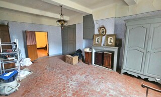Maison 8 Pièces 192 m² à vendre à Claviers (83830)