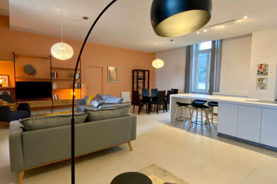 Appartement 6 pièces 3000 €