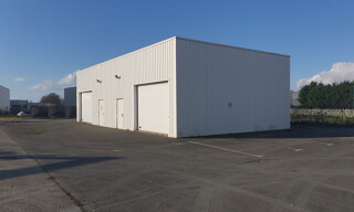Local industriel  110 m² à louer à Les Sables-d'Olonne (85180)