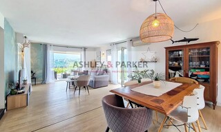Maison 8 Pièces 233 m² à vendre à Cagnes-sur-Mer (06800)