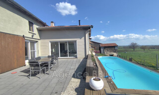 Maison 6 Pièces 5212 m² à vendre à Saint-Priest-la-Roche (42590)