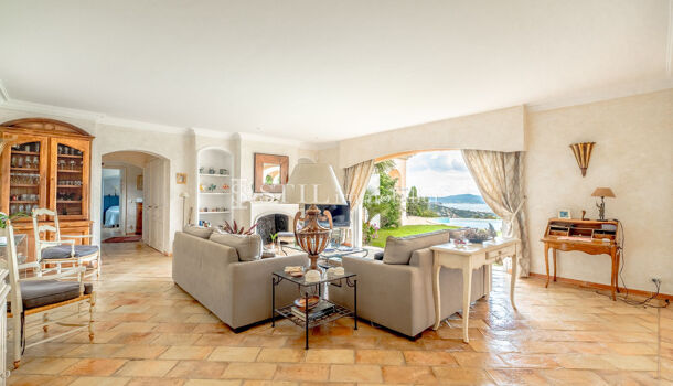Villa / Maison 5 pièces  à vendre Sainte-Maxime 83120