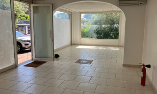 Commerce  46 m² à louer à Mandelieu-la-Napoule (06210)