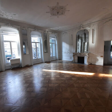 Bureau 6 pièces 2789 €