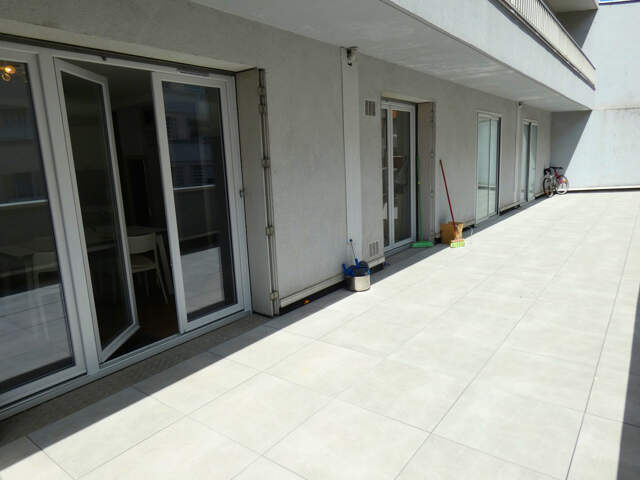 T3 RENOVE ASCENSEUR TARRASSE PARKING — photo du bien