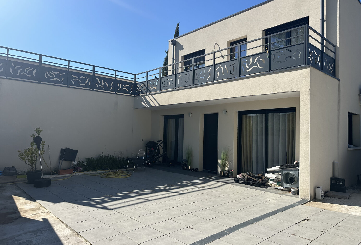 Vente - Gignac - 6 pièces - Villa avec 5 chambres — photo 1