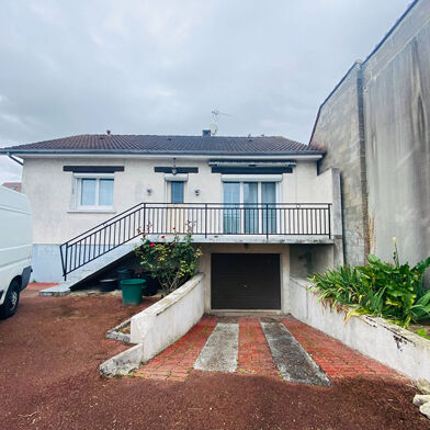 Appartement 1 pièces 570 €