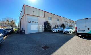 Commerce  354 m² à louer à Chassieu (69680)