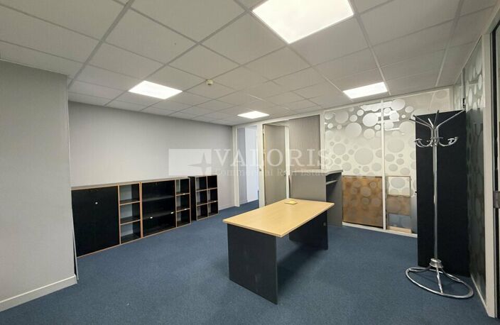 BUREAUX à LOUER — photo 4