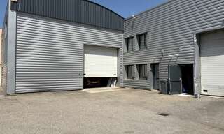 Commerce  1181 m² à louer à Chassieu (69680)