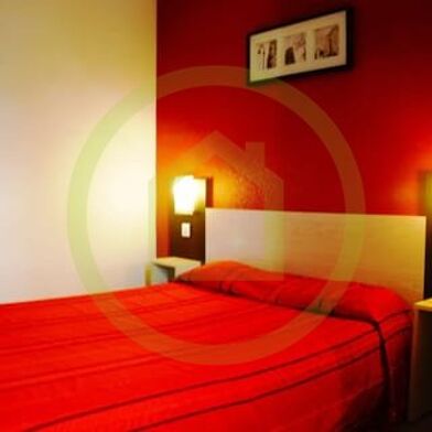 Commerce  3200000 €