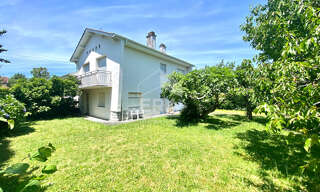 Maison 9 Pièces 124 m² à vendre à Pau (64000)