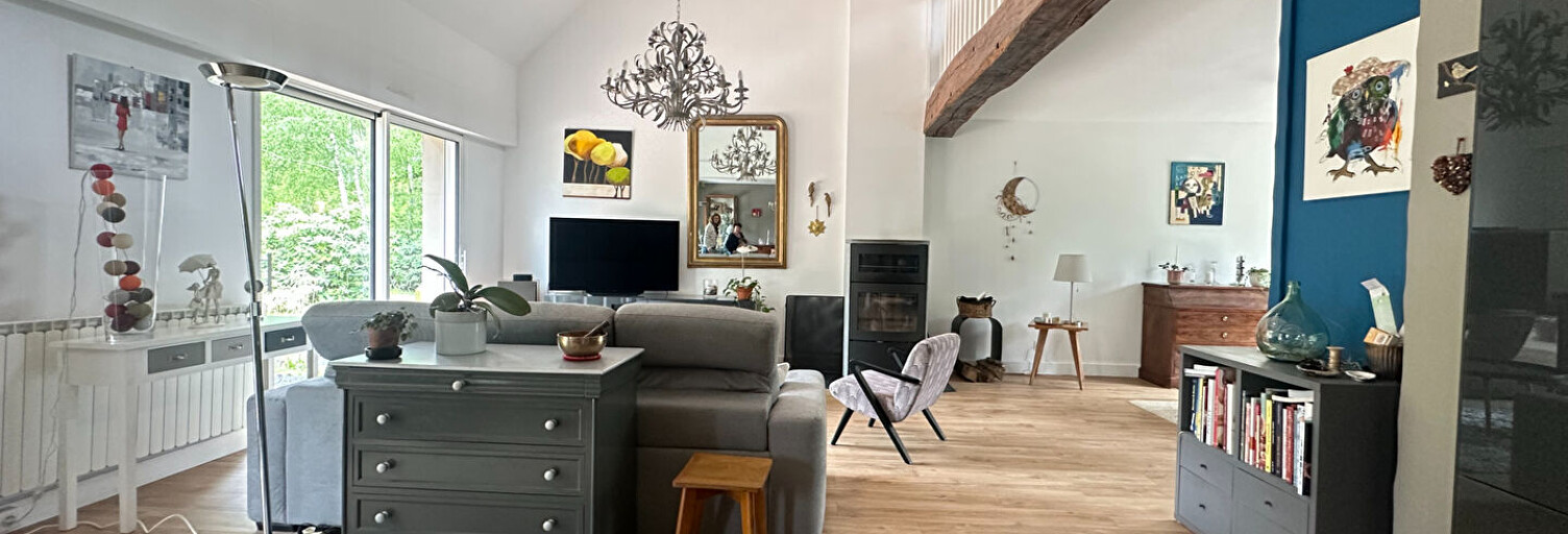 Maison 8 Pièces 180 m² à vendre à Vigneux-de-Bretagne (44360)