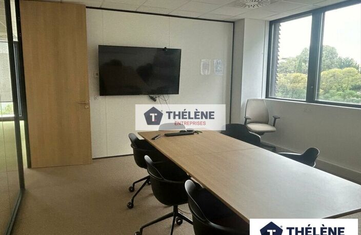BUREAUX à LOUER — photo 3