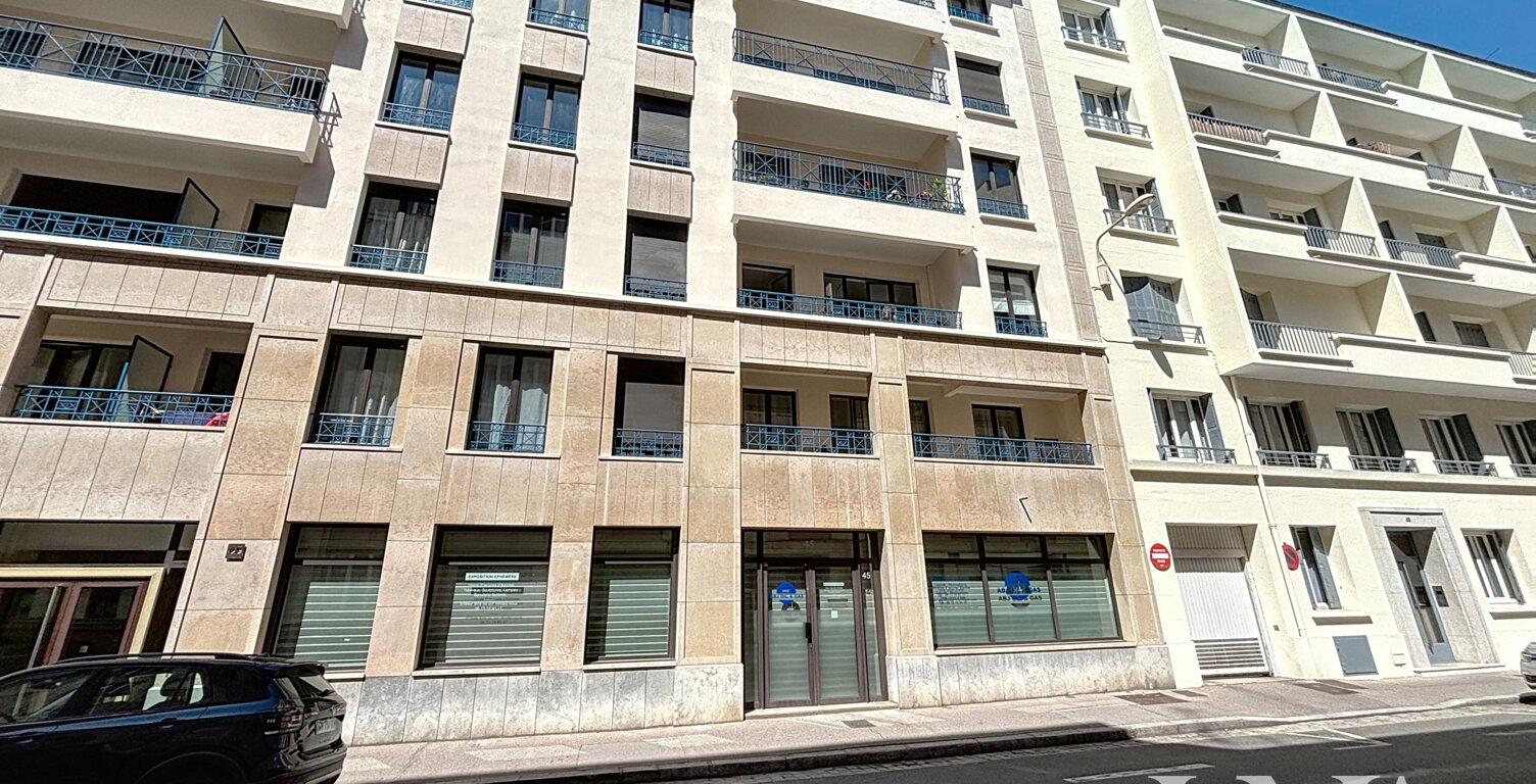 Bureaux de 120 M2 toutes activités tertiaire 69006 LYON — photo 1