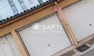 Garage  13 m² à vendre à Vénissieux (69200)