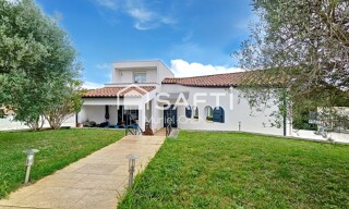 Maison 10 Pièces 360 m² à vendre à Saint-Gilles (30800)