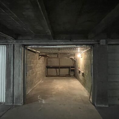 Garage  15000 €