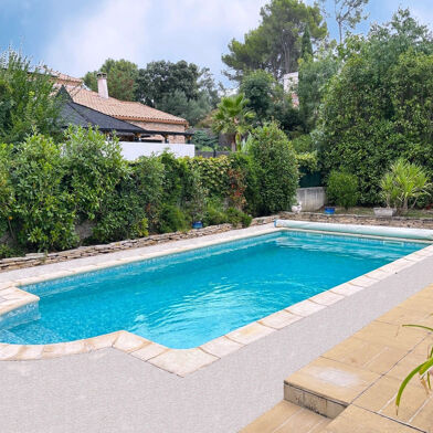 Maison 7 pièces 748000 €