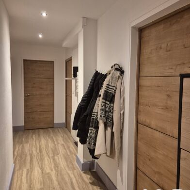 Appartement 5 pièces 160000 €