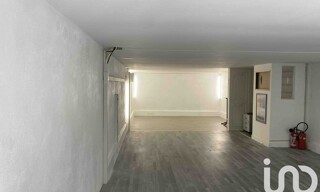 Immeuble  120 m² à louer à Cogolin (83310)