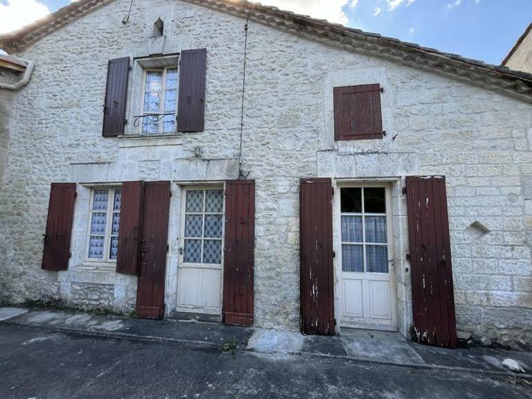 Maison en pierre de 4 pièces principales — photo 1