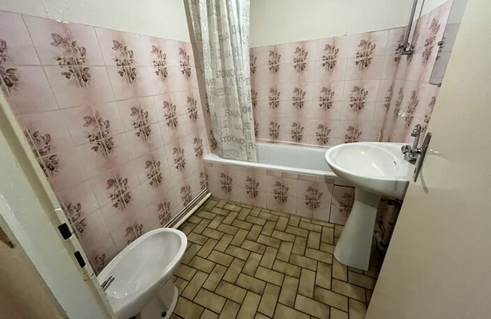 Maison en pierre de 4 pièces principales — photo 4