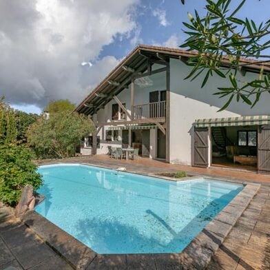 Maison 5 pièces 574000 €