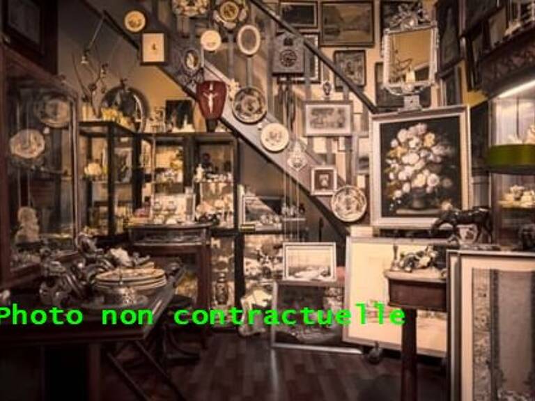 Local commercial — photo 1