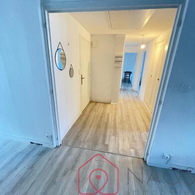 Immeuble  338800 €