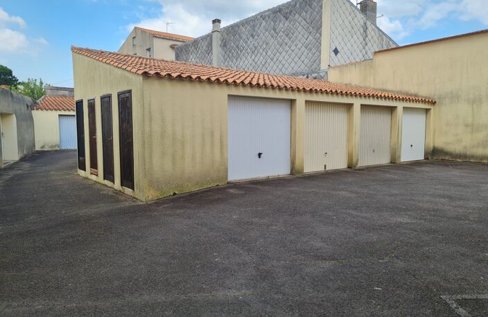STUDIO PROCHE PLAGE ET COMMERCES — photo 5