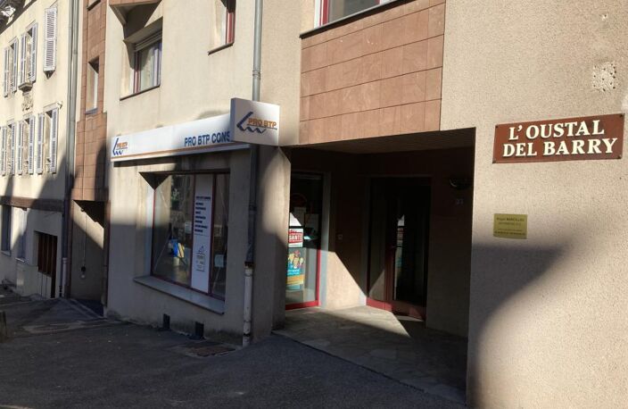 Rue St Cyrice, local commercial — photo 2