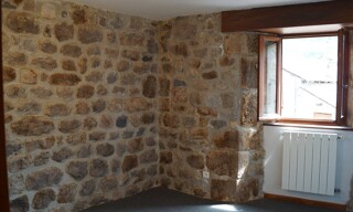 Maison 13 Pièces 92 m² à vendre à Burzet (07450)