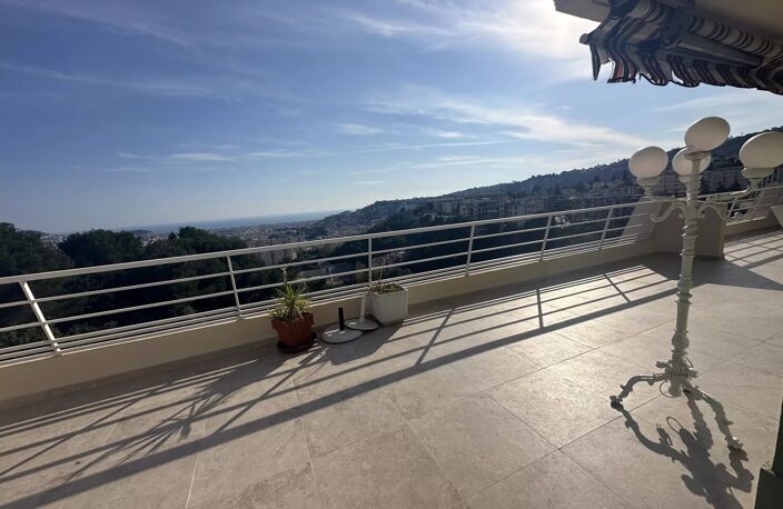 Nice Gairaut - Dernier étage Appartement/Villa avec terrasse et — photo 3