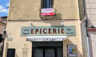 Immeuble  162 m² à vendre à Nîmes (30000)