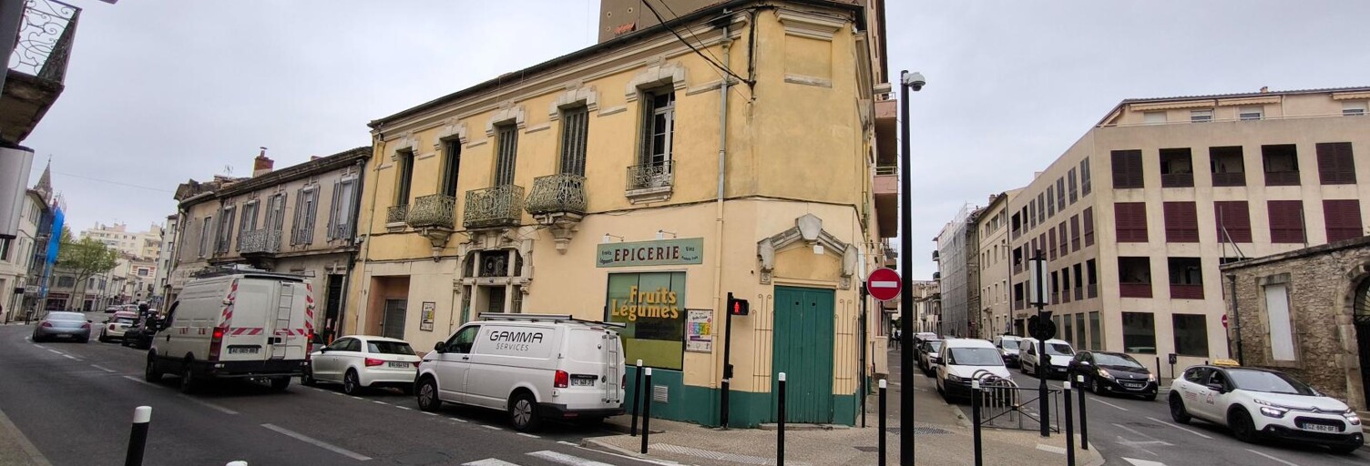 Immeuble  162 m² à vendre à Nîmes (30000)