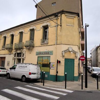 Immeuble  239000 €