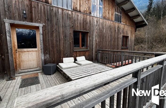VALLEE DE CHAMONIX MONT-BLANC - Unique Propriété EQUESTRE - 12 000 m² environ terrain et Bâtiment 2000 m² environ — photo 2