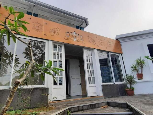 A VENDRE VILLA  F5 DE 241m² sur terrain 458m² — photo du bien