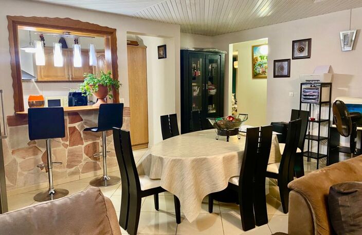 Maison À VendreT5 195 m2 au Robert 369000 euros — photo 5