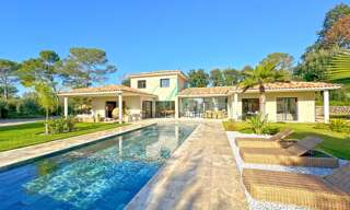 Maison 7 Pièces 228 m² à vendre à Roquefort-les-Pins (06330)