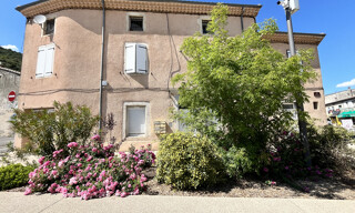 Immeuble  241 m² à vendre à Valence (26000)
