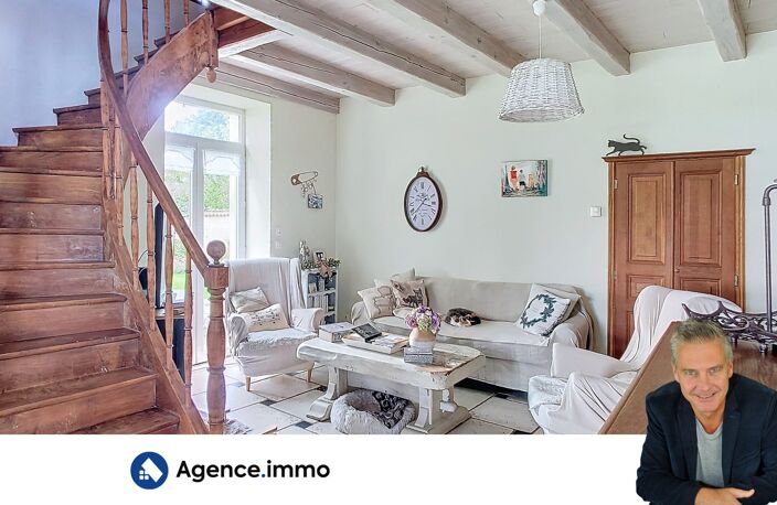 Propriété de 3 maisons rénovées avec piscine — photo 3