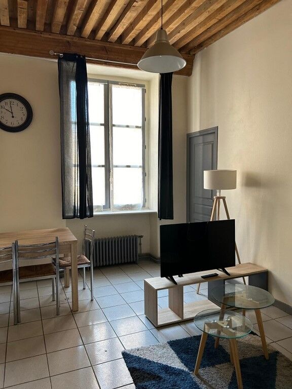 Location T2 32 m² à Lyon 1 825 ¤ CC /mois