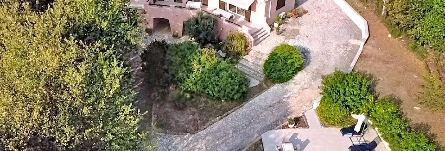 Maison 7 Pièces 211 m² à vendre à Bagnols-en-Forêt (83600)