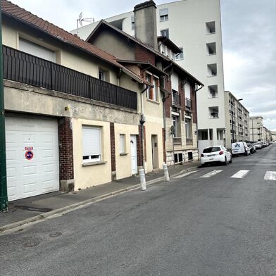 Garage  35000 €