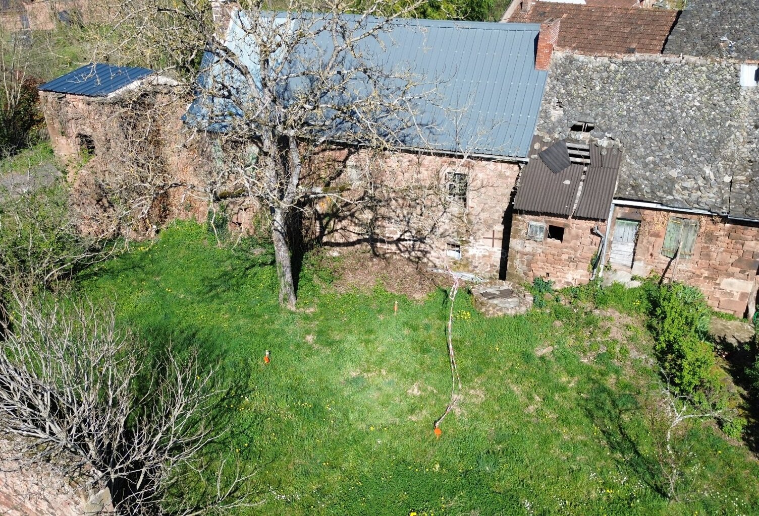 Maison à rénover — photo 1
