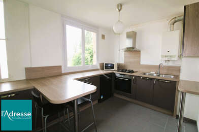 Appartement 4 pièces 179760 €