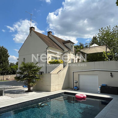 Maison 10 pièces 848700 €